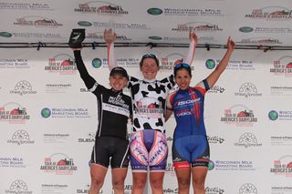 Stage 9 - Holloway and Hanson win Bay View Classic