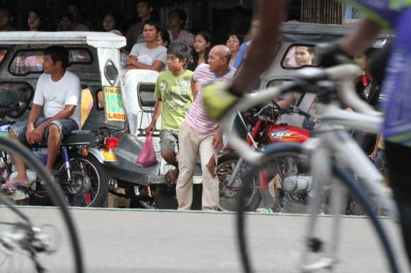 The crowds gather for the Tour of Camsur.