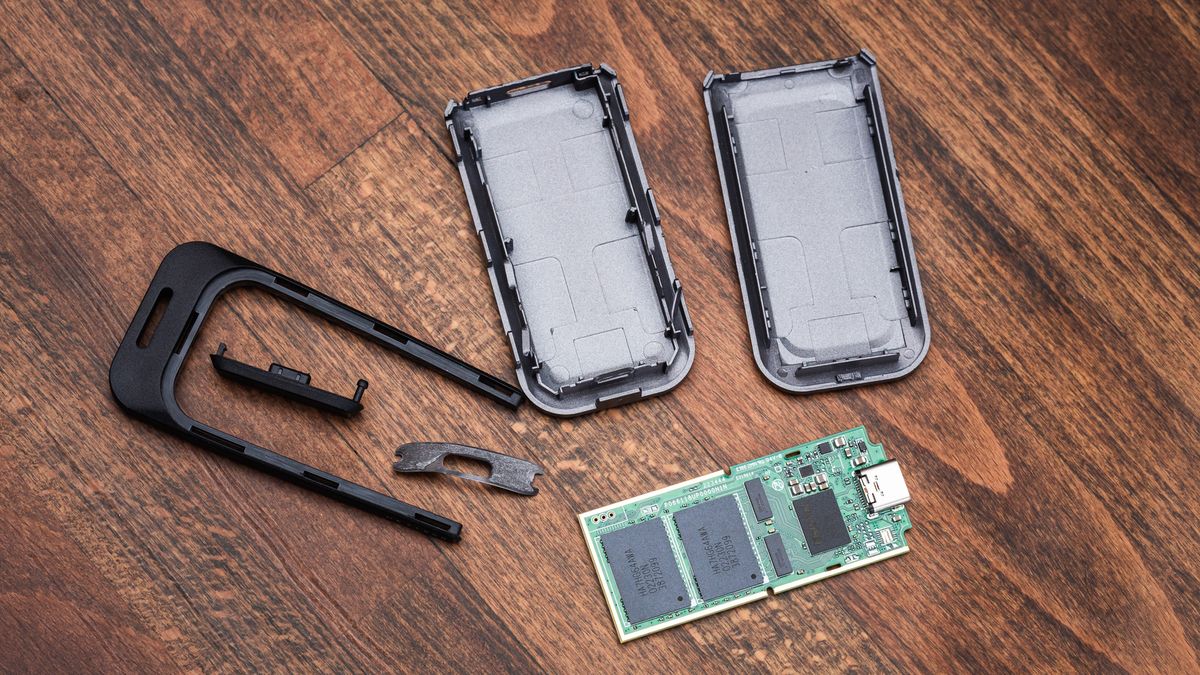 Corsair EX100U SSD