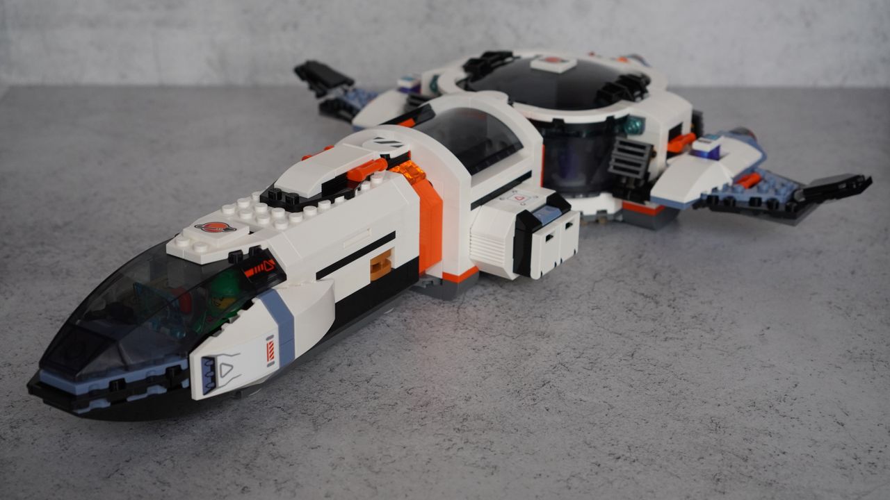 Lego City Modular Galactic Spaceship review