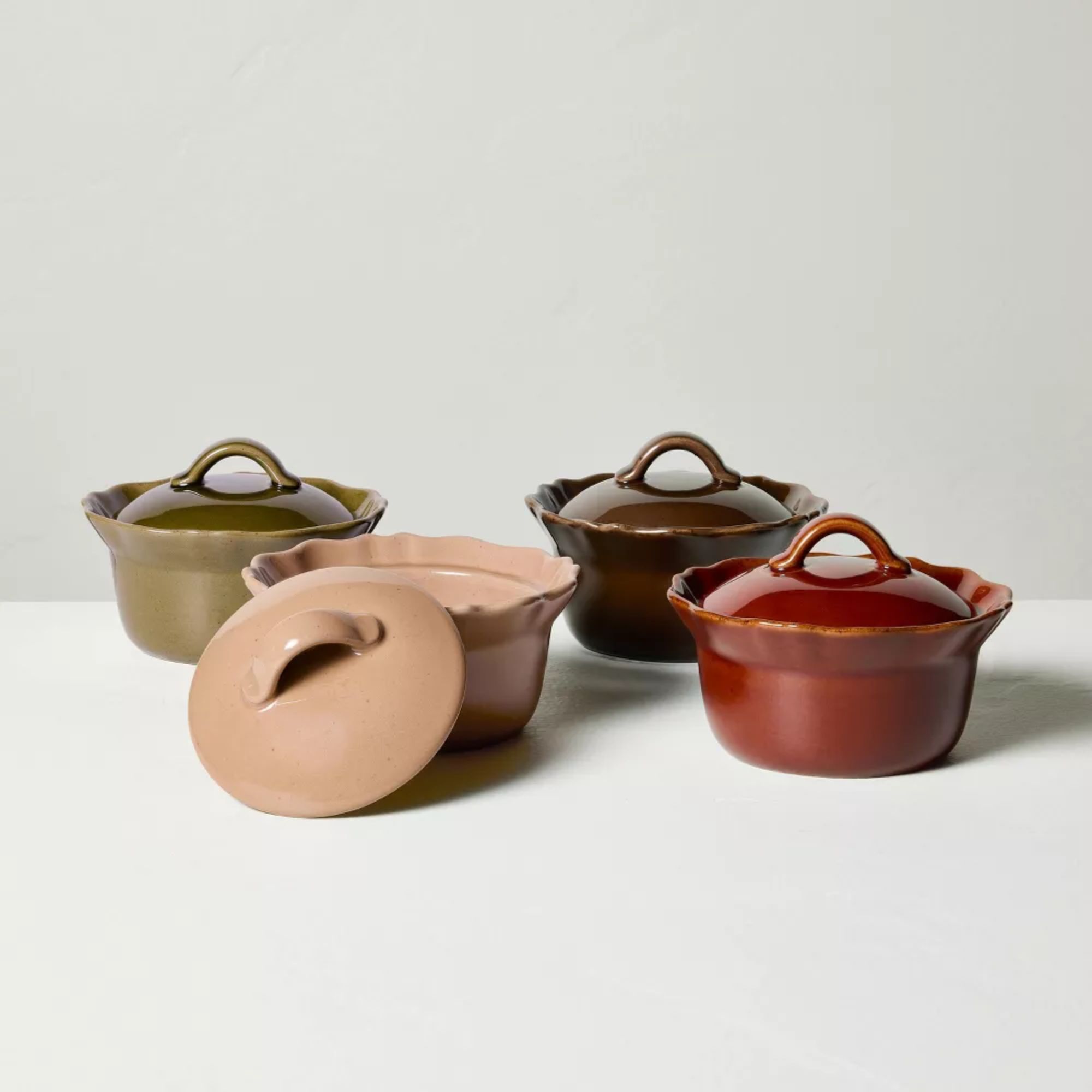 Pale pink, green, brown and red scalloped mini ramekins