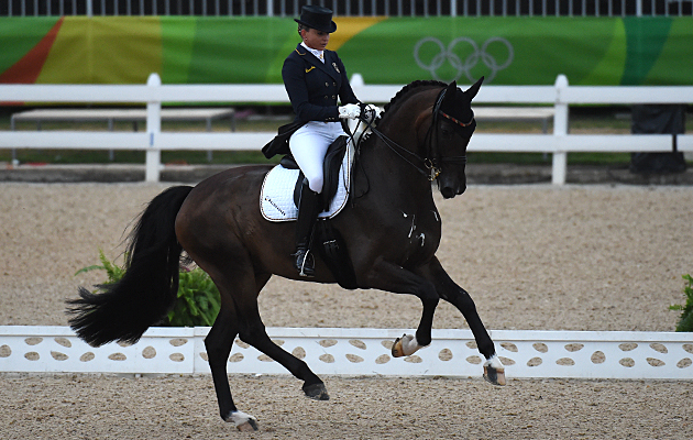 Dorothee Schneider and Showtime FRH (GER)