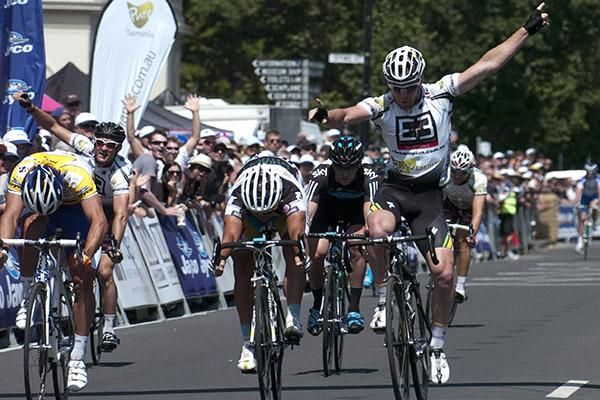 Matt Goss takes out the final stage in Williamstown as E3/Pure Tasmania teammate Bernard Sulzberger celebrates behind.