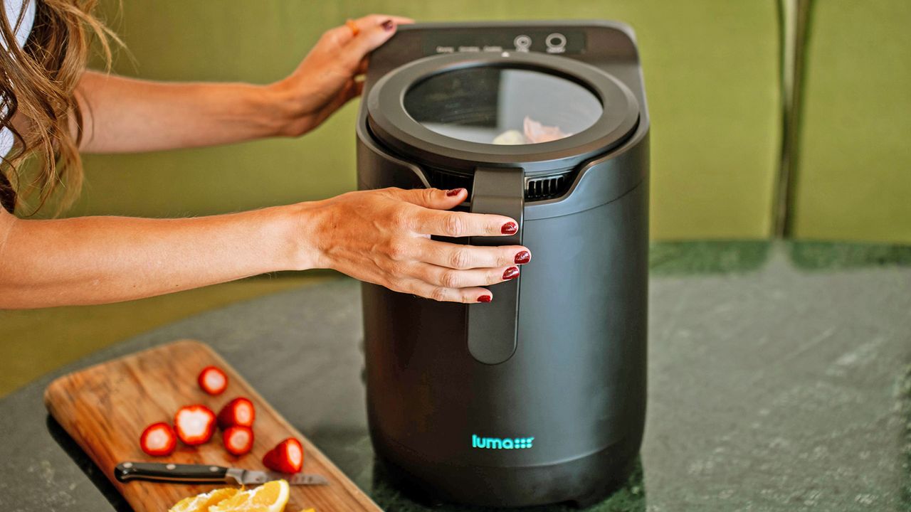 Luma electric composter