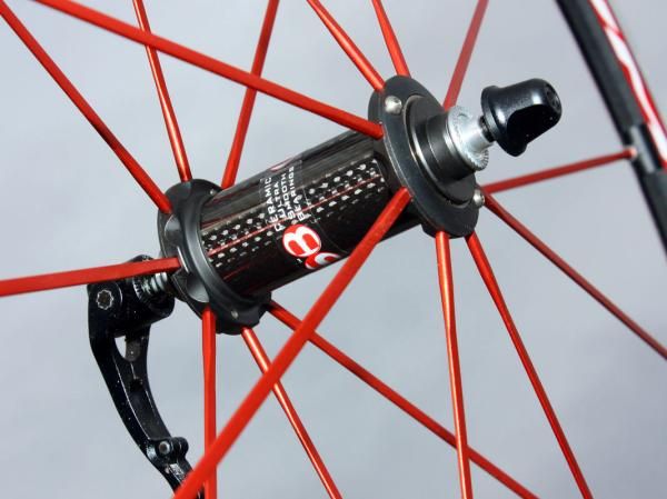 A carbon center section is bonded into the front hub