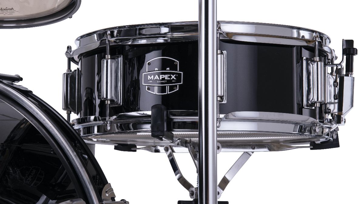 Mapex Comet entry-level five-piece drum kits