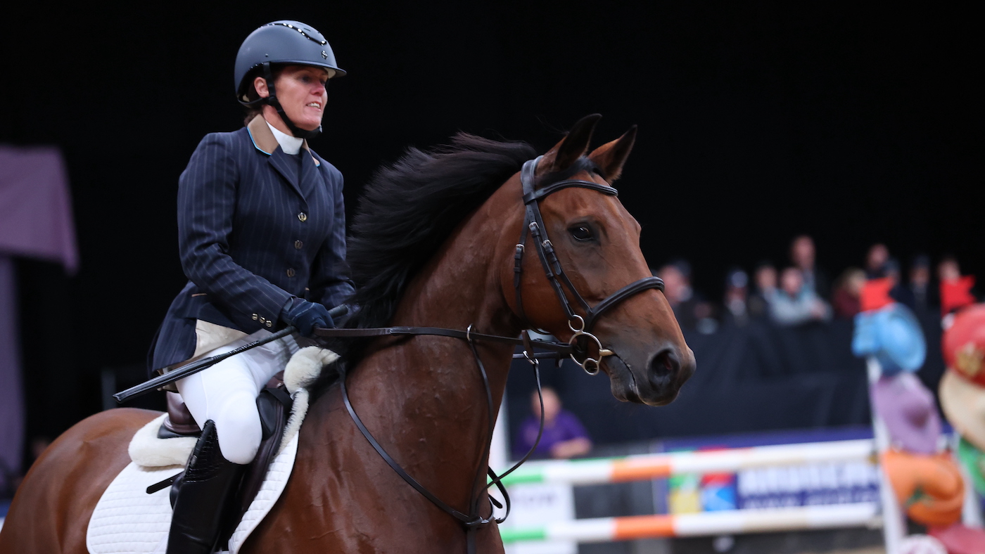 HOYS bronze league Terri HIll and T J Joy