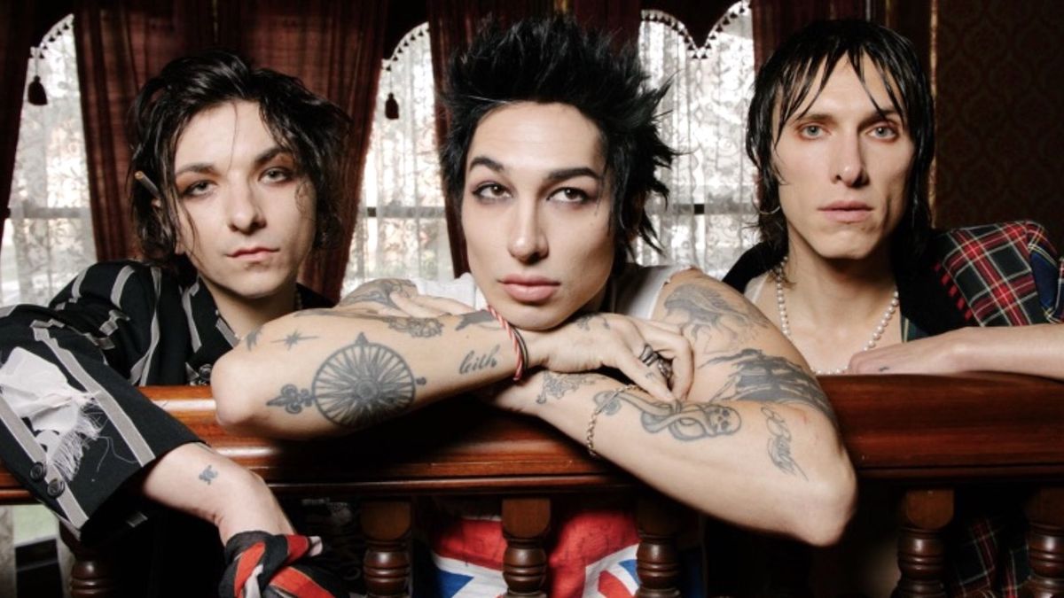 Palaye Royale