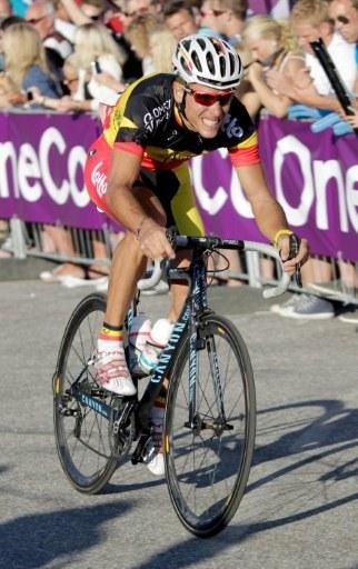 Gilbert goes on the attack