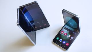 Samsung Galaxy Z Fold 5 vs Samsung Galaxy Z Flip 5