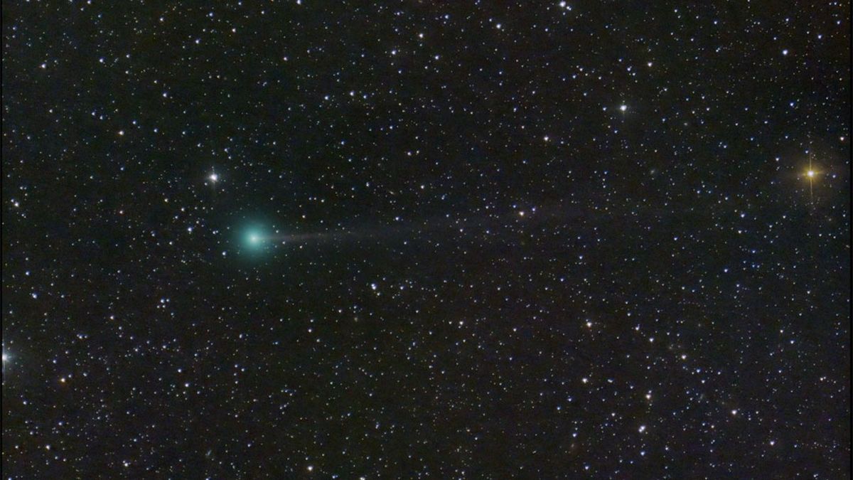 Uvidíme, jak se na obloze rozzáří vzácná zelená kometa?  Expert vysvětluje, co očekávat od komety Nishimura