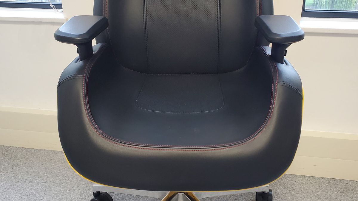 Thermaltake Argent E700 gaming chair