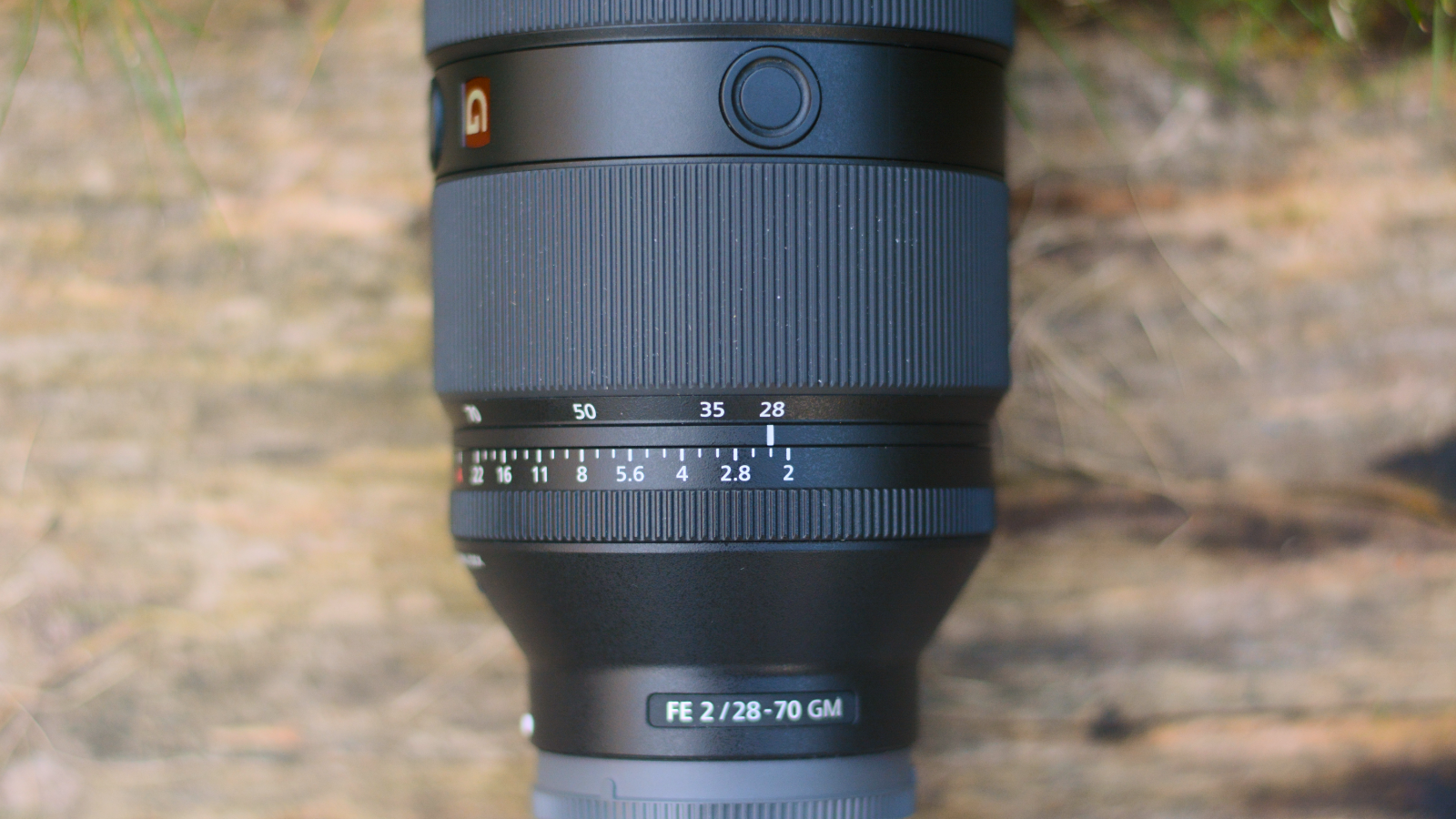 Sony FE 28-70mm f/2 GM lens