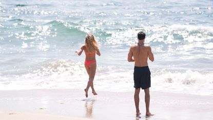 People on beach, Vacation, Beach, Bikini, Fun, Summer, Sun tanning, board short, Swimwear, Barechested, 