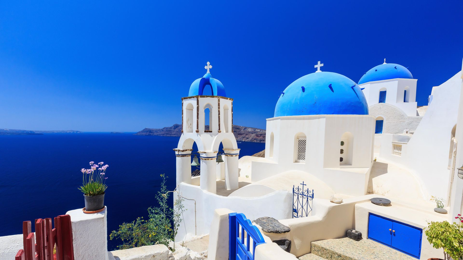 e8h10y santorini, greece