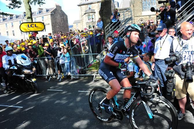An injured Mark Cavendish