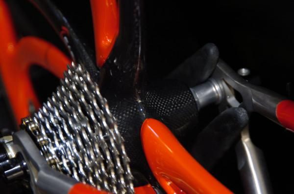The 499 available sets of OZ wheels include carbon hubs, are micro chipped with an identifying number and are shipped balanced, with a speed sensor already built into the wheel.