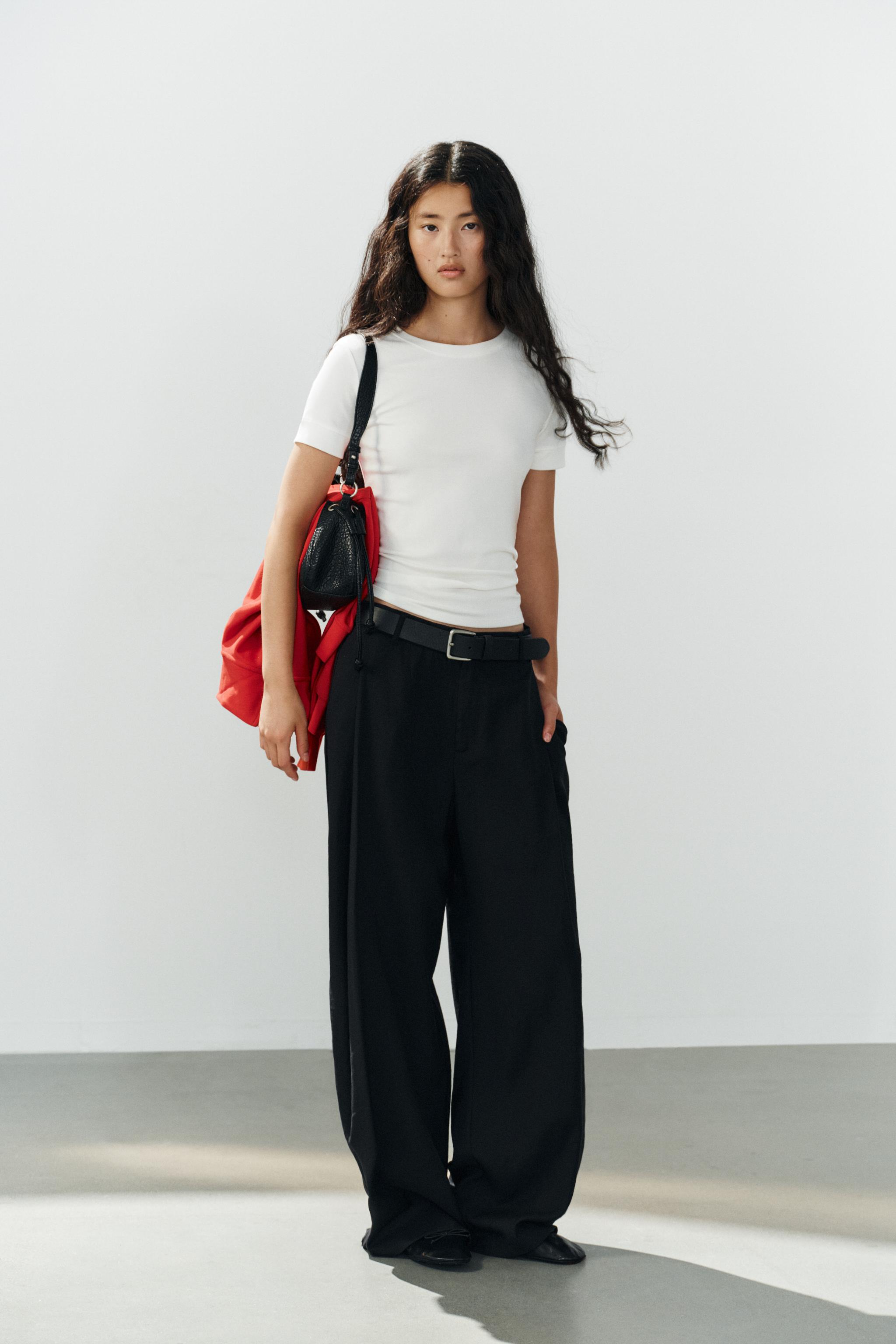 Flowy Pleated Pants - Black - Xs