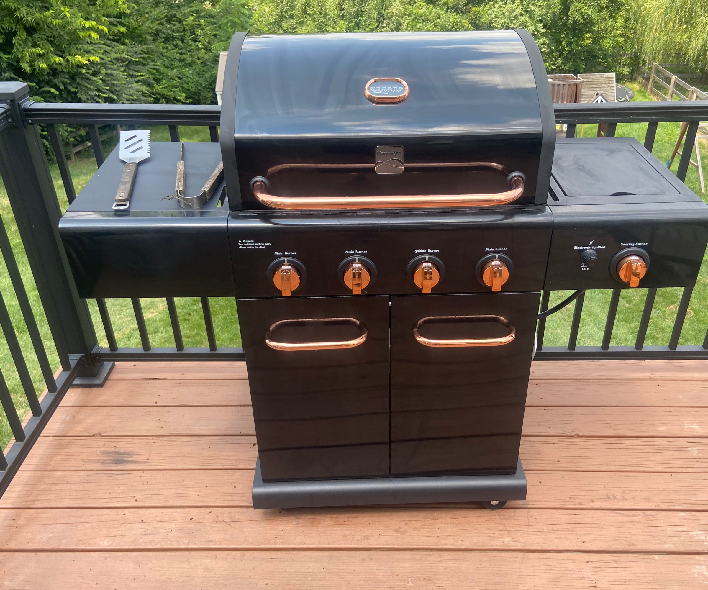 Kenmore 4 Burner Gas Grill with searing side burner