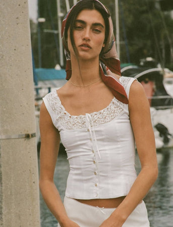 Decolletage Top | White