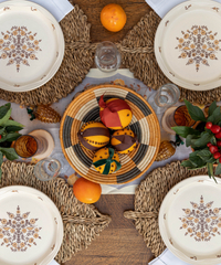 Louise Roe s natural Christmas table rewrites conventions   Homes   Gardens - 70