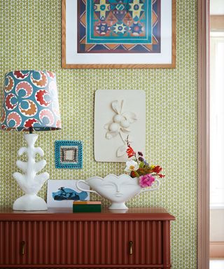 Maximalist decor trend with pattern lamp