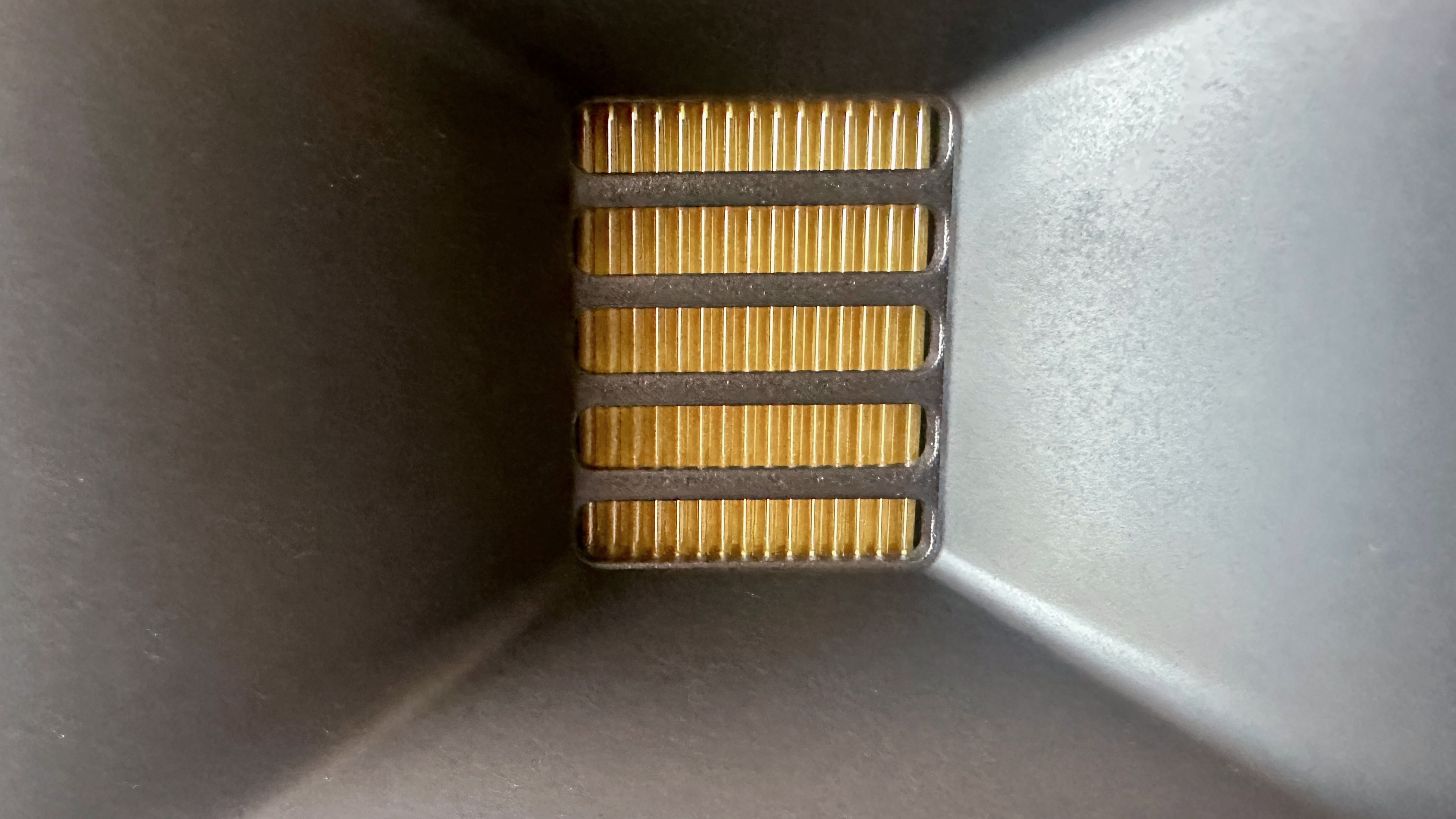 Fluance Ri71 powered bookshelf speakers