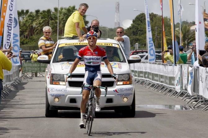 Johnny Hoogerland wins the Amstel Curacao Race