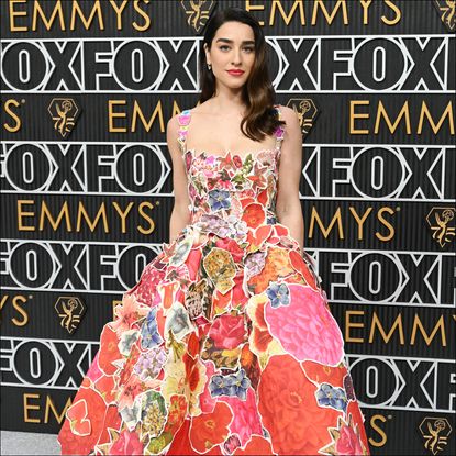 emmys red carpet 3d floral trend