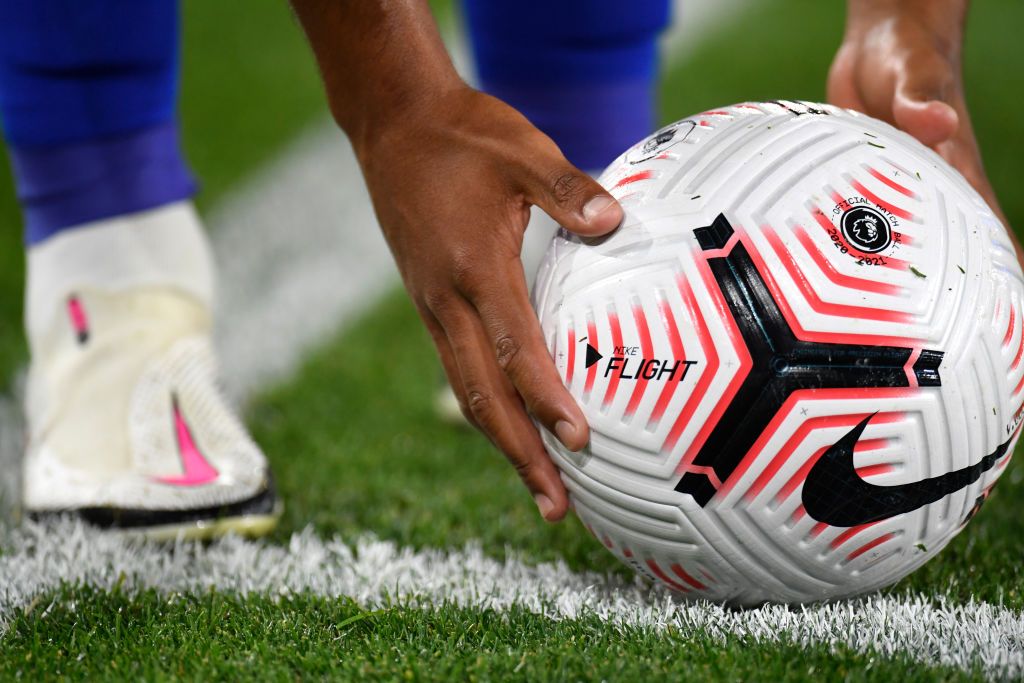 Premier League ball 2020/21