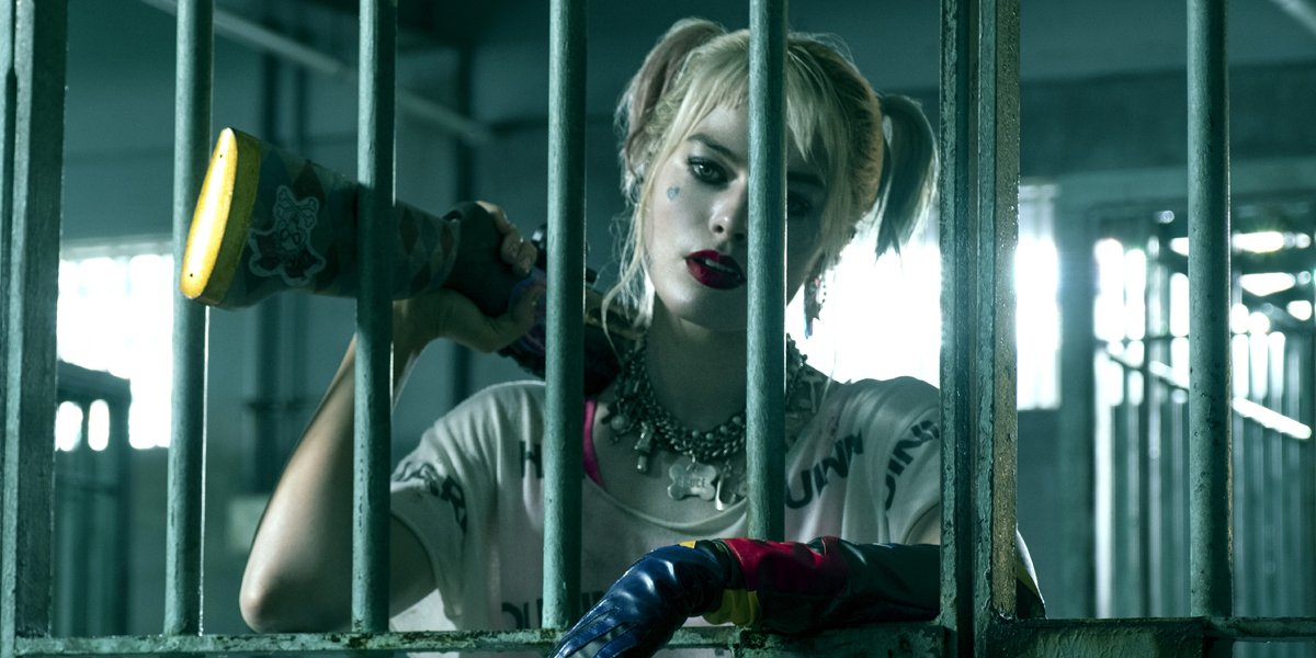 Harley Quinn at jail cell in Birds of Prey