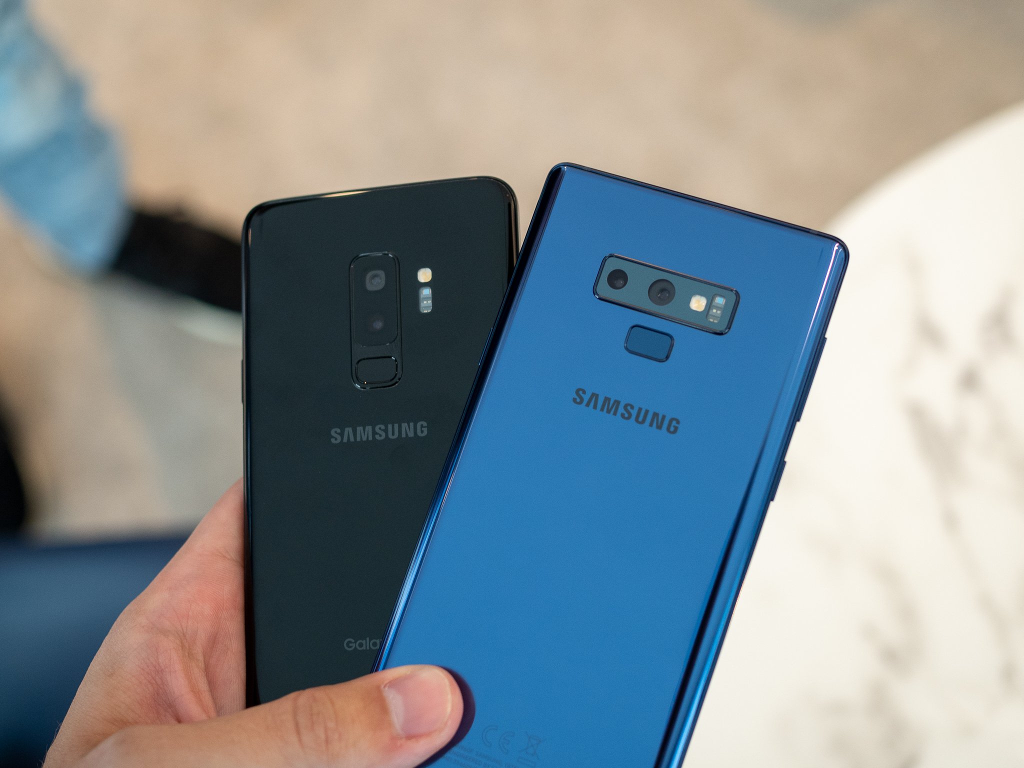 S 9 starlight. Самсунг s9 Note. Samsung Note 9 Plus. Самсунг s9? Note 9. Samsung Galaxy Note 9 vs Galaxy s 9 Plus.