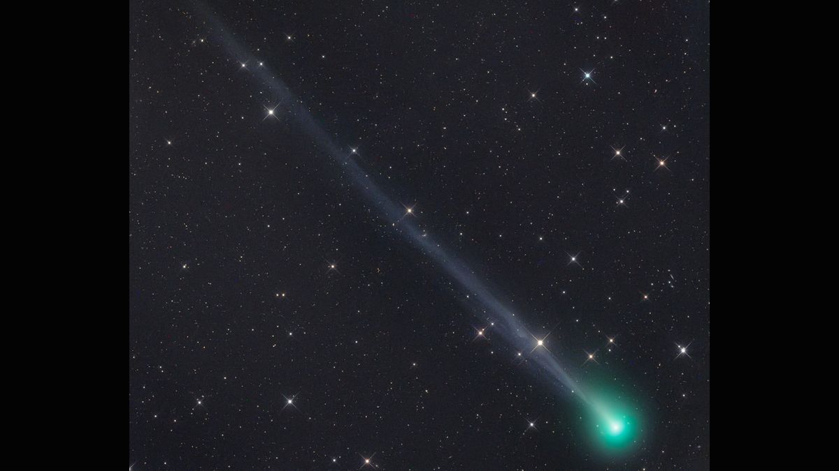 Astrophotographer Gerald Rhemann captured this image of comet C/2020 F8 SWAN on April 26, 2020.