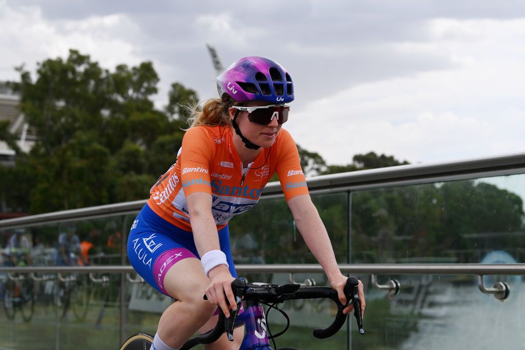 Alex Manly started stage 3 of the Women's Tour Down Under in the leader