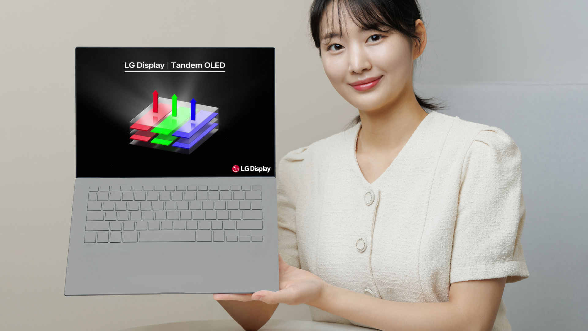  LG brings tandem OLED panels to laptops, claiming three times the brightness and double the lifespan of current self-emissive screens 