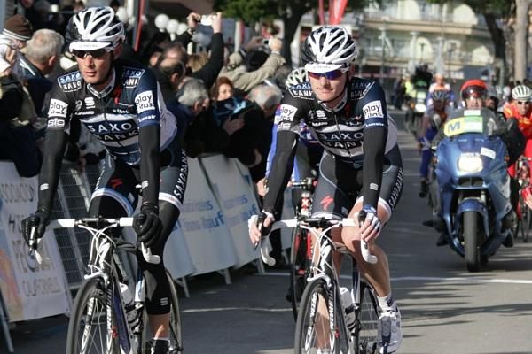 Frank Schleck (Saxo Bank) rolls in to the finish.