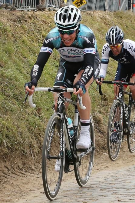 Sylvain Chavanel (Omega Pharma-QuickStep) wasn't able to follow the acceleration of Fabian Cancellara.
