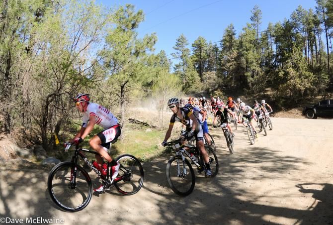 Todd Wells (Specialized) leads the pro men onto the dirt