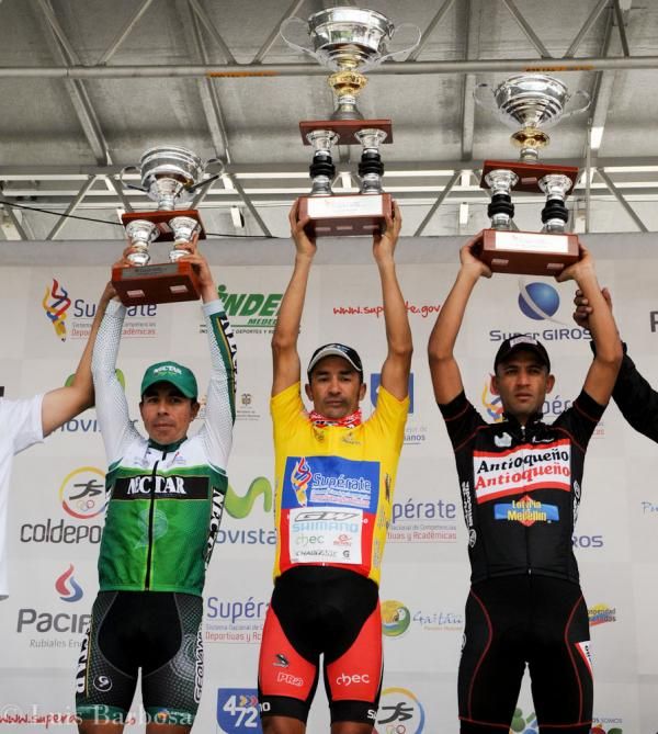 Final general classification podium (l-r): Flober Pe&ntilde;a, 3rd; Felix Cardenas, 1st; Alejandro Ramirez, 2nd