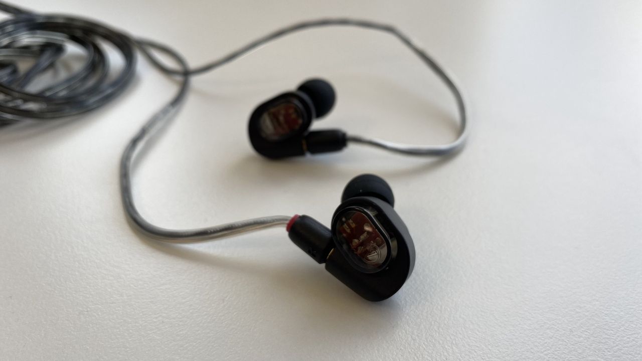 Audio Technica ATH-E70