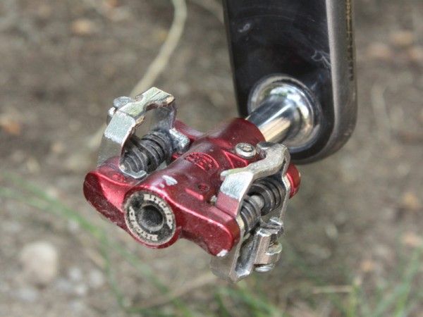 Frischknecht can likely use any pedal he would like from the Ritchey catalog but these apparently suit his needs just fine.