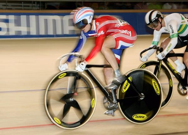 Victoria Pendleton (Great Britain) eases her way into the final of the women's Keirin.
