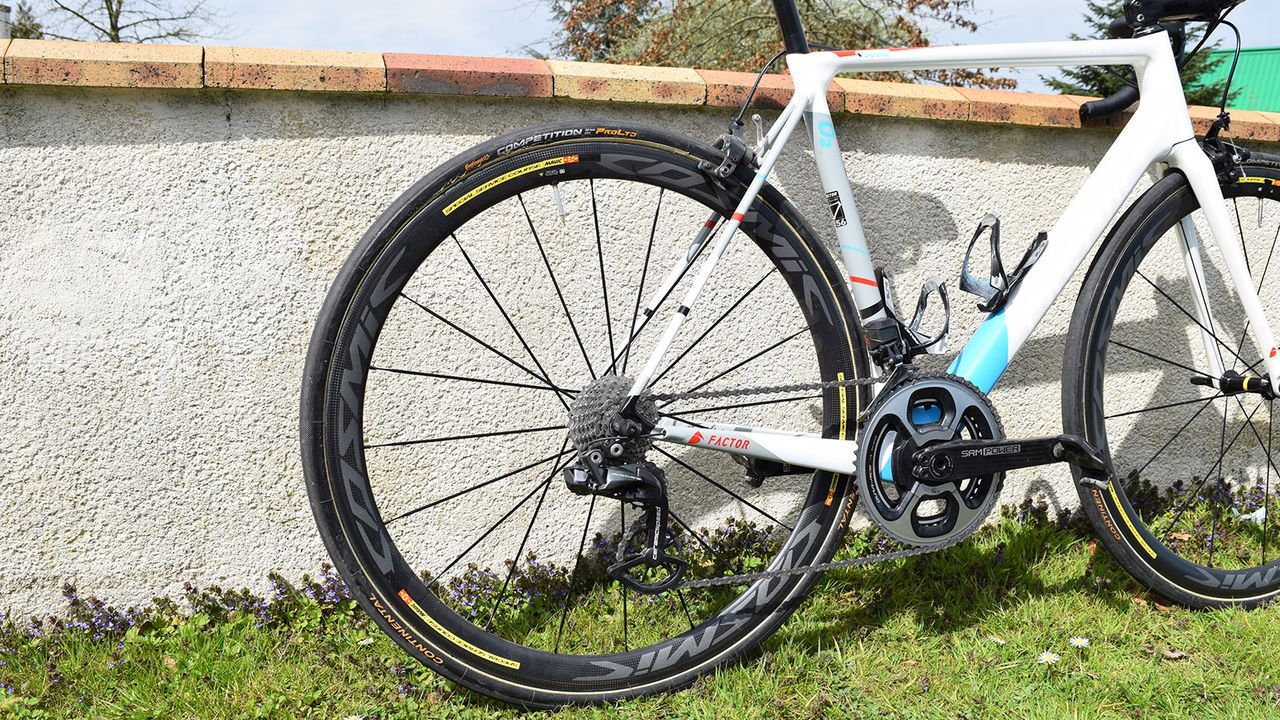 AG2R La Mondiale equip their bikes with Mavic Cosmic Ultimate wheels paired with Continental Competition RBX tubular tyres