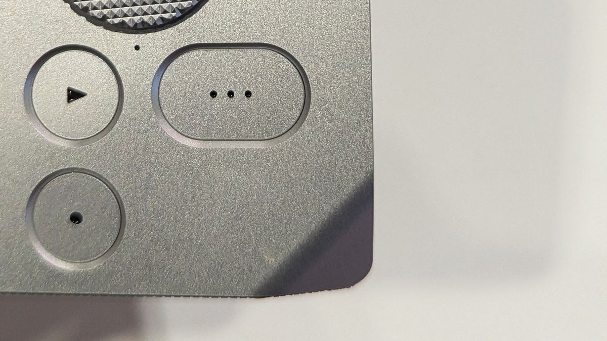 A white Sigma BF camera
