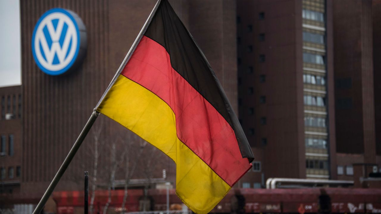 wd-german_flag_recession_-_odd_andersenafpgetty_images.jpg