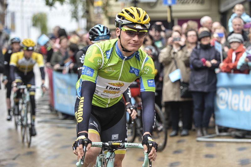 Moreno Hofland (LottoNL-Jumbo) wearing the points jersey