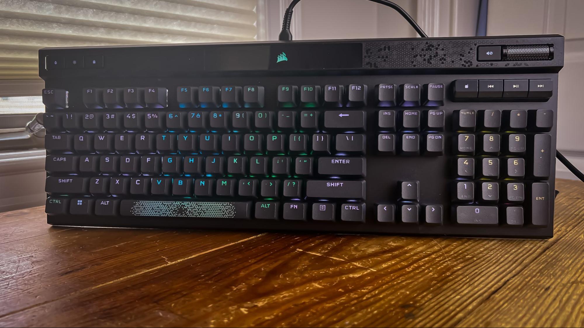 Corsair K70 Max RGB