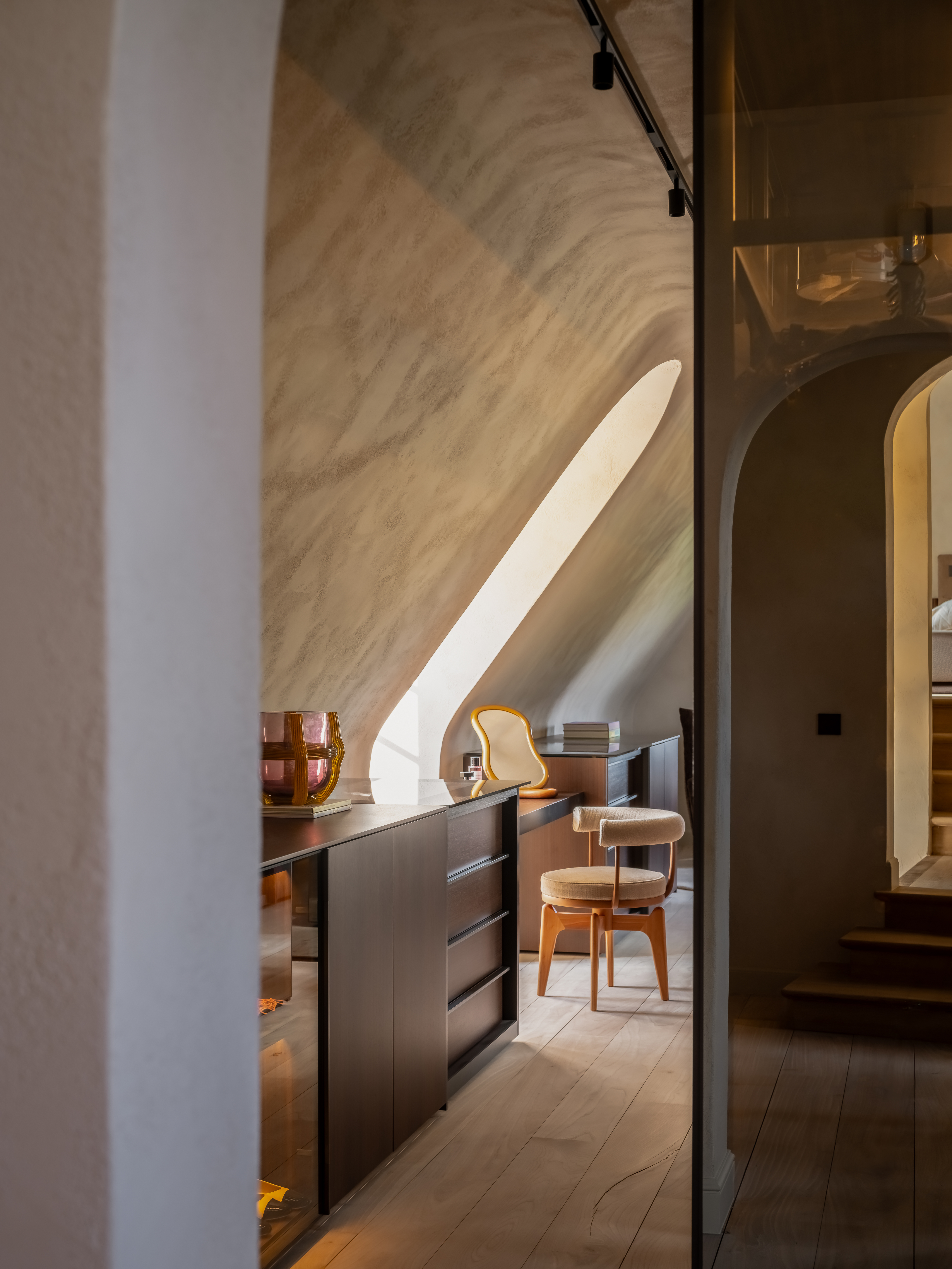 Belgian farmhouse renovation by Vandeputte Architects