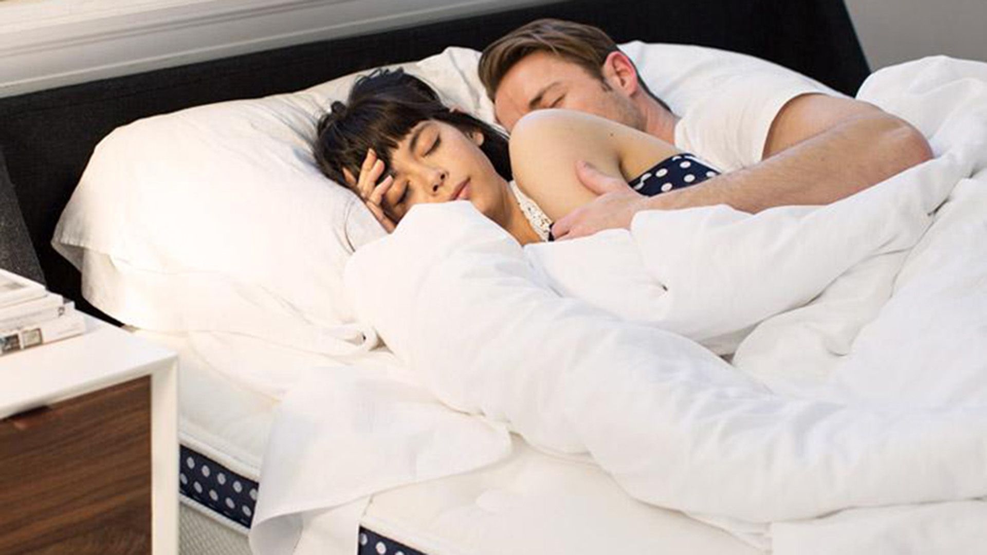 The WinkBed (Luxury Firm) mattress review sleep therapy for most