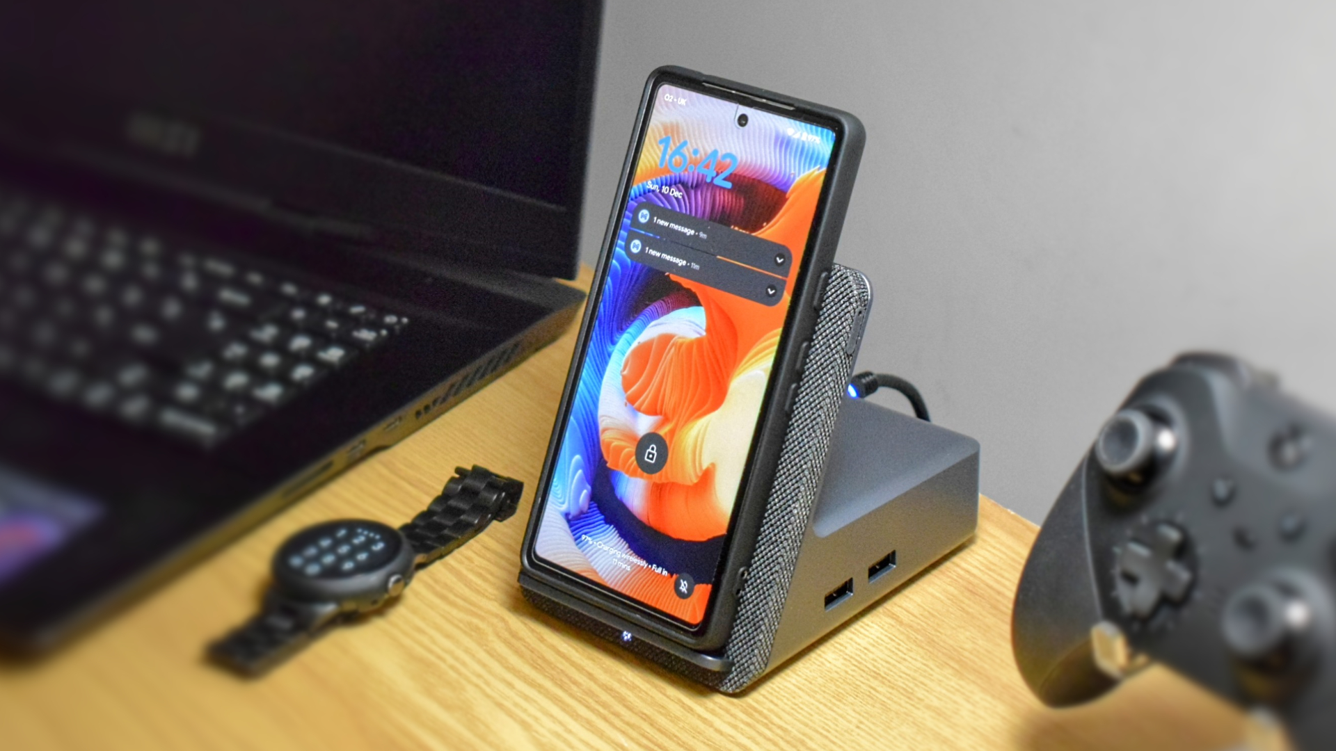 Dell Dual Charge Dock with QI wireless charging, docking station review